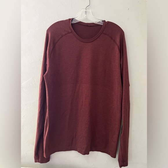 Lululemon Wine/Burdeos Men's Live in Practice Running Long Sleeve T-Shirt Sz L - Picture 2 of 10